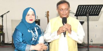 হাছান মাহমুদ ও স্ত্রী