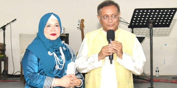 হাছান মাহমুদ ও স্ত্রী