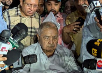 ড. কামাল হোসেন